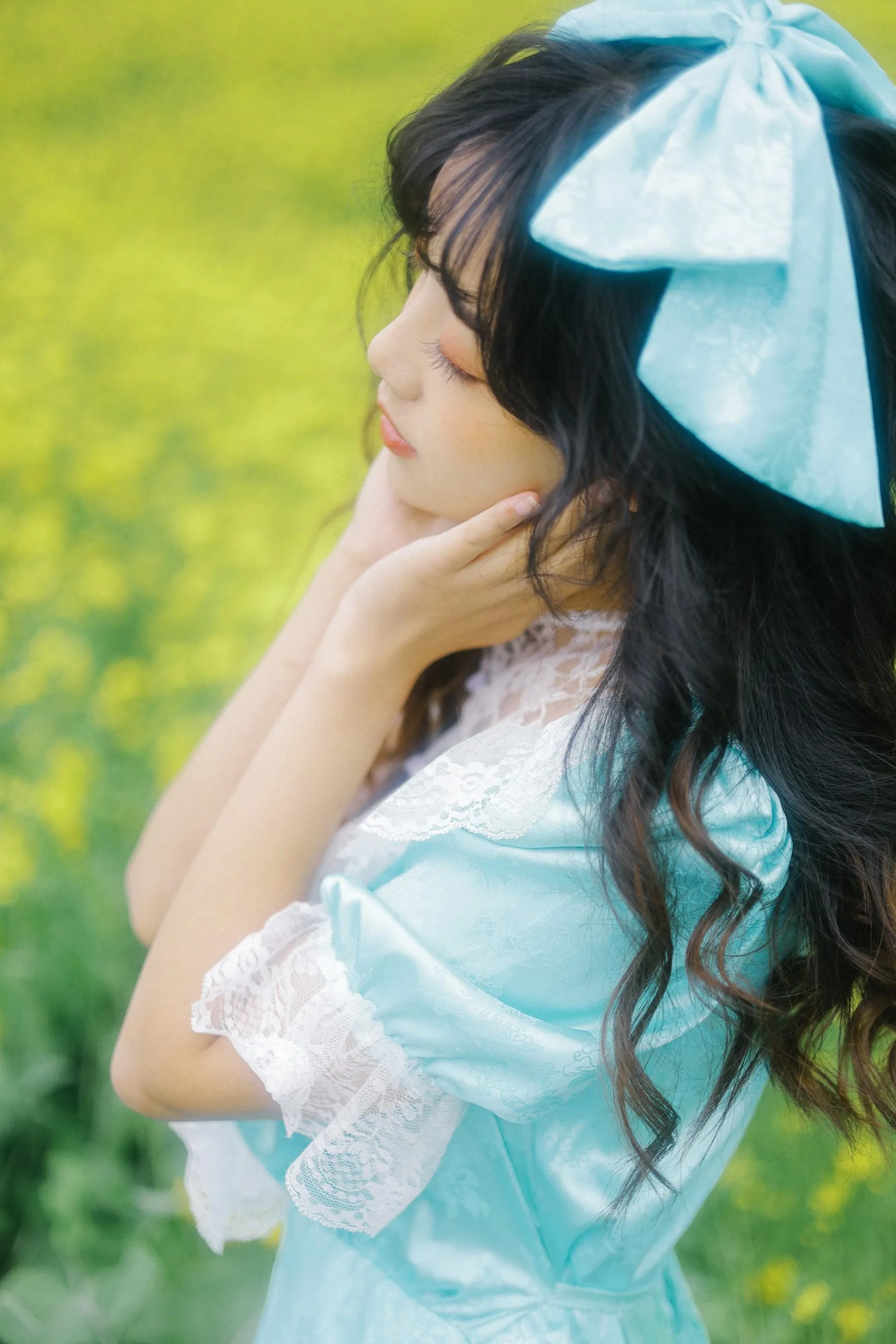 [艺图语] 2022.05.26 黄色花海 芊芊 [24P]插图